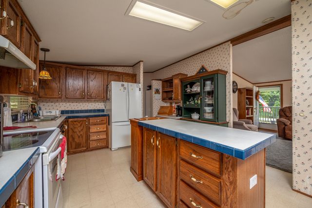 460 Rockfork Road, Morehead, KY 40351