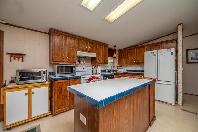 460 Rockfork Road, Morehead, KY 40351