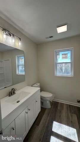 130 N QUEEN N, Dover, DE 19904