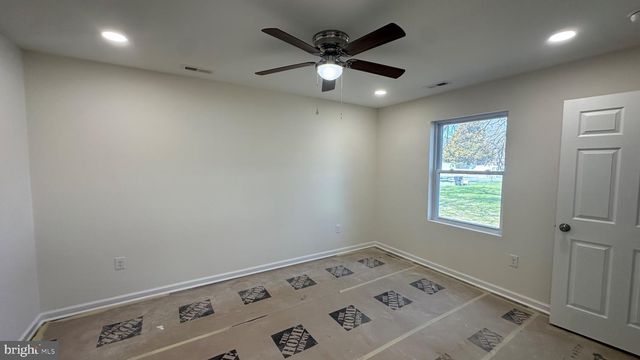 130 N QUEEN N, Dover, DE 19904