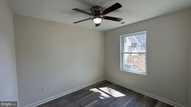 130 N QUEEN N, Dover, DE 19904
