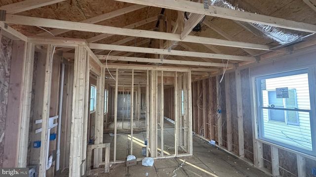 130 N QUEEN N, Dover, DE 19904