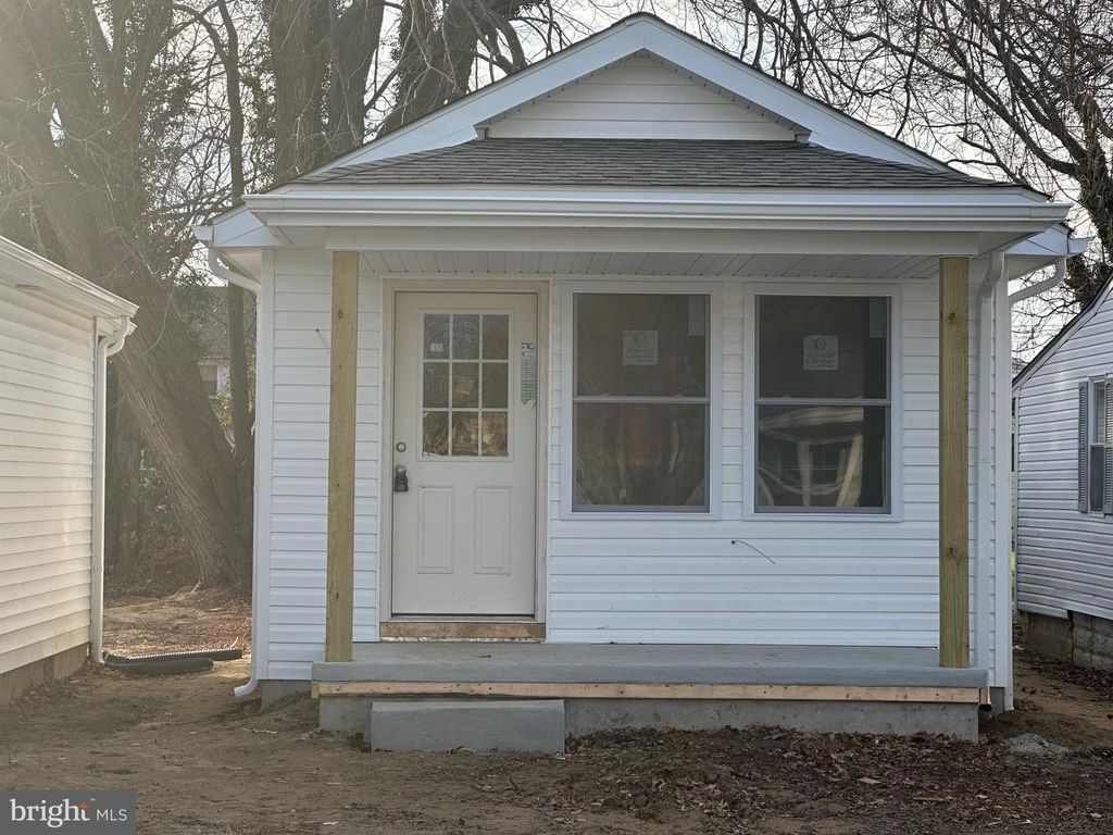 130 N QUEEN N, Dover, DE 19904