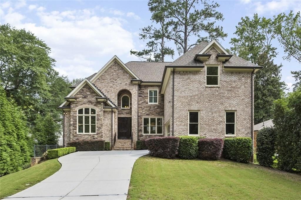 20 W BELLE ISLE Road, Sandy Springs, GA 30342