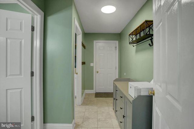 463 CENTURY DR, Greencastle, PA 17225