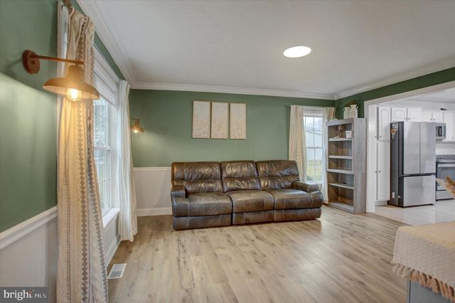 463 CENTURY DR, Greencastle, PA 17225