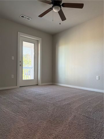 1672 N Izard Lane, Fayetteville, AR 72704