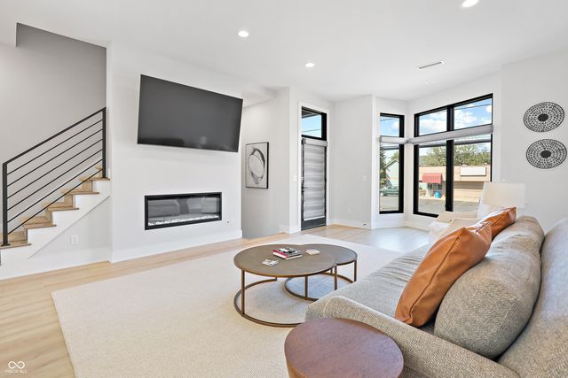 711 E 16th Street, Indianapolis, IN 46202