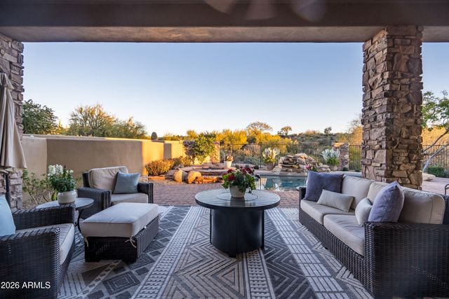 8933 E COVEY Trail, Scottsdale, AZ 85262