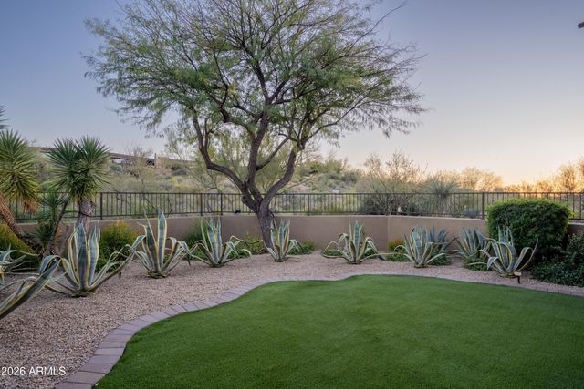 8933 E COVEY Trail, Scottsdale, AZ 85262