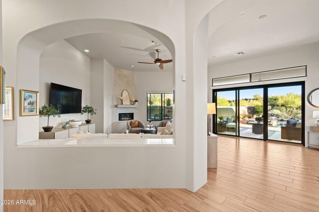 8933 E COVEY Trail, Scottsdale, AZ 85262