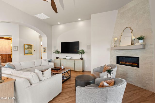 8933 E COVEY Trail, Scottsdale, AZ 85262