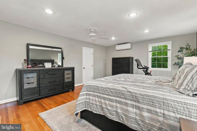 2306 WUTHERING RD, Timonium, MD 21093
