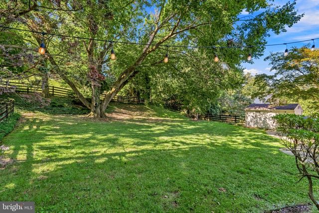 2306 WUTHERING RD, Timonium, MD 21093