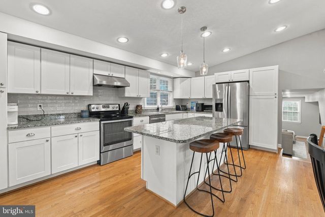 2306 WUTHERING RD, Timonium, MD 21093