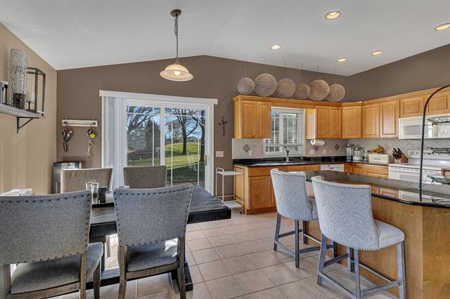 2531 7th Avenue SE, Willmar, MN 56201