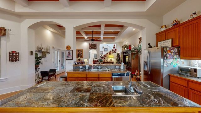 98 Sunrise Drive, Eufaula, AL 36027