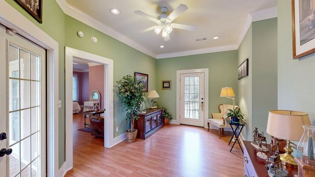 98 Sunrise Drive, Eufaula, AL 36027