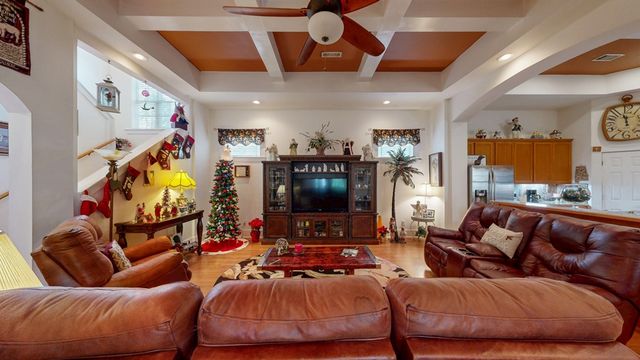 98 Sunrise Drive, Eufaula, AL 36027