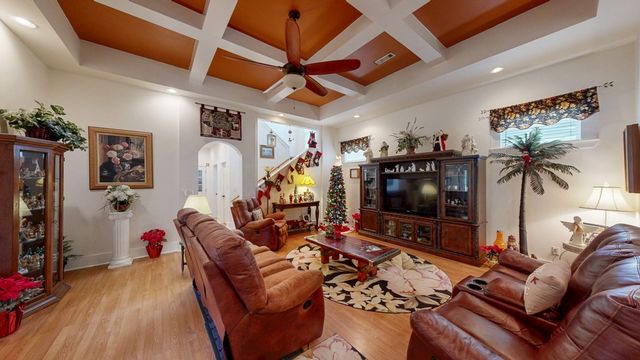 98 Sunrise Drive, Eufaula, AL 36027