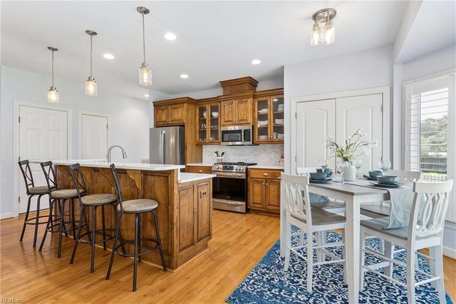 117 Montgomery LN, Yorktown, VA 23692