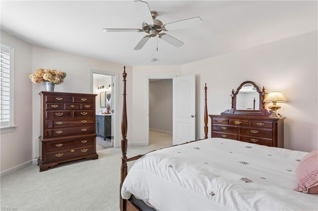 117 Montgomery LN, Yorktown, VA 23692