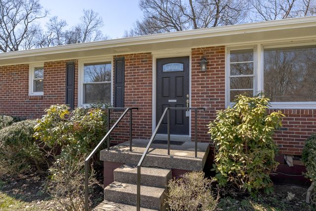 4803 Timberhill Dr, Nashville, TN 37211