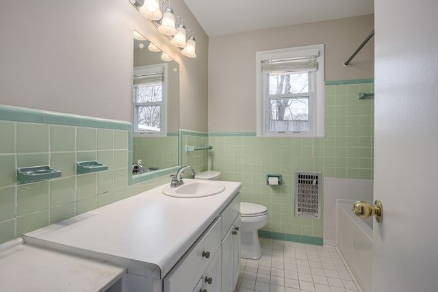 4803 Timberhill Dr, Nashville, TN 37211