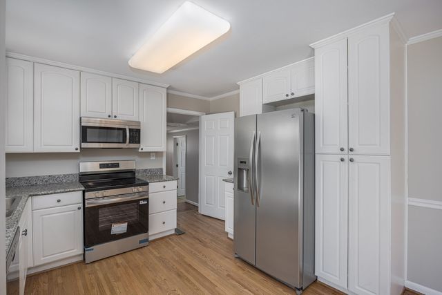 4803 Timberhill Dr, Nashville, TN 37211