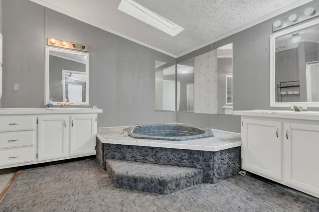 1812 Highway 52, E, Portland, TN 37148