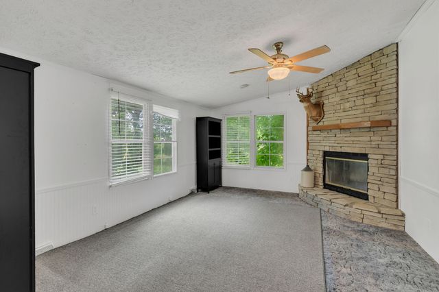 1812 Highway 52, E, Portland, TN 37148