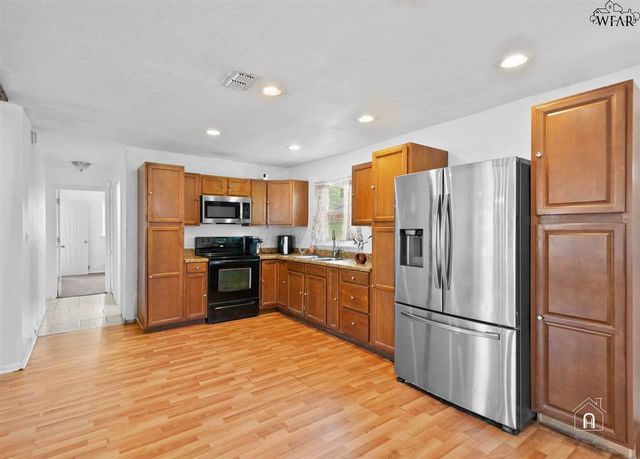 1628 SUMNER TERRACE, Wichita Falls, TX 76306