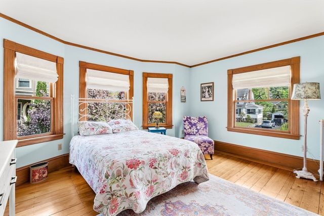 9 White Ave, Wakefield, MA 01880