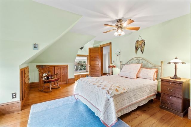 9 White Ave, Wakefield, MA 01880