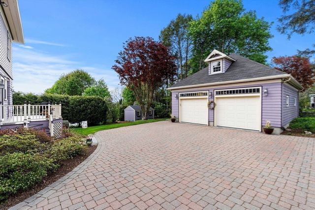9 White Ave, Wakefield, MA 01880