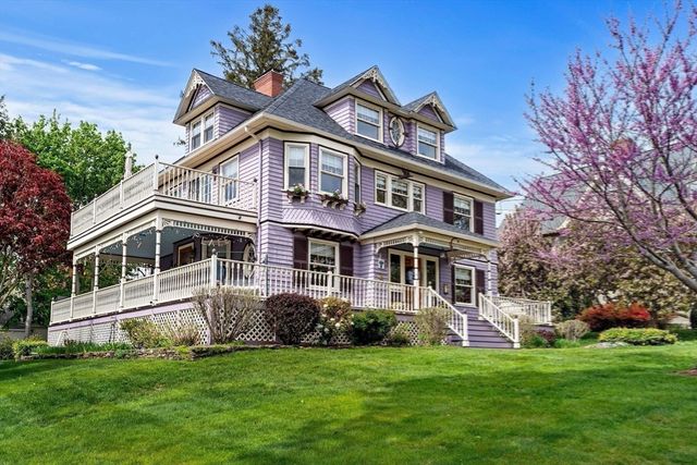 9 White Ave, Wakefield, MA 01880