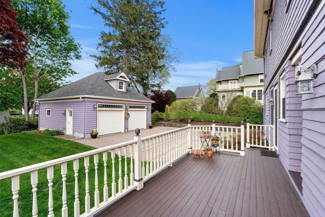 9 White Ave, Wakefield, MA 01880