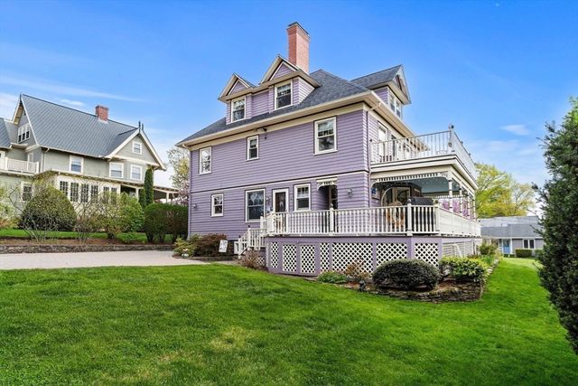 9 White Ave, Wakefield, MA 01880