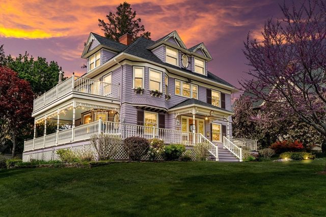 9 White Ave, Wakefield, MA 01880