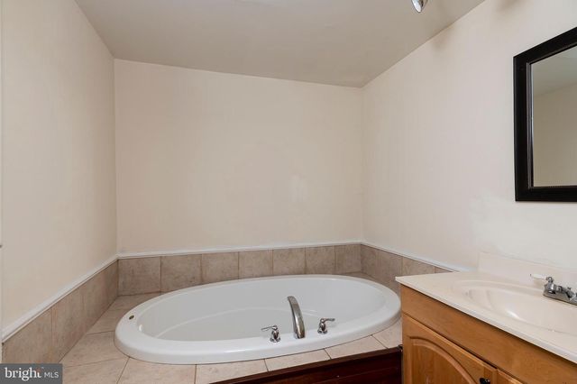 8306 ALETTA PL, Severn, MD 21144