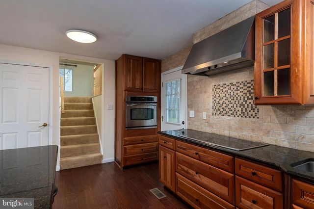 8306 ALETTA PL, Severn, MD 21144