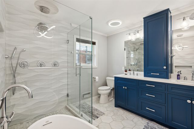 1522 Sylvan Avenue, Dallas, TX 75208