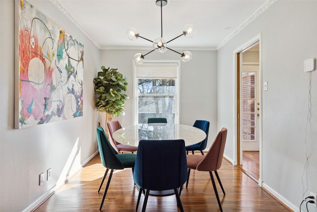 1522 Sylvan Avenue, Dallas, TX 75208