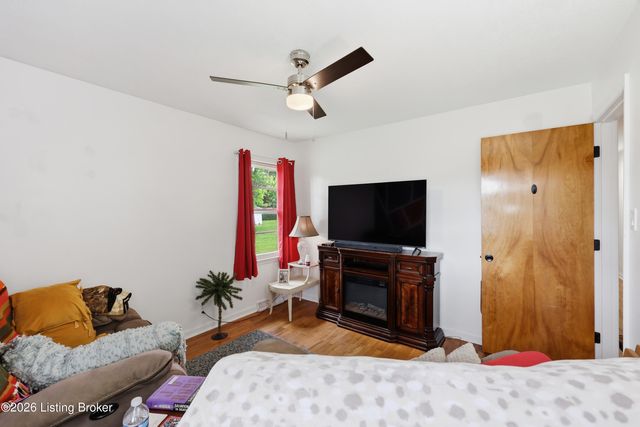 220 Forrest Dr, Lawrenceburg, KY 40342