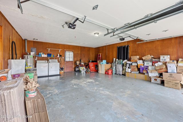 220 Forrest Dr, Lawrenceburg, KY 40342