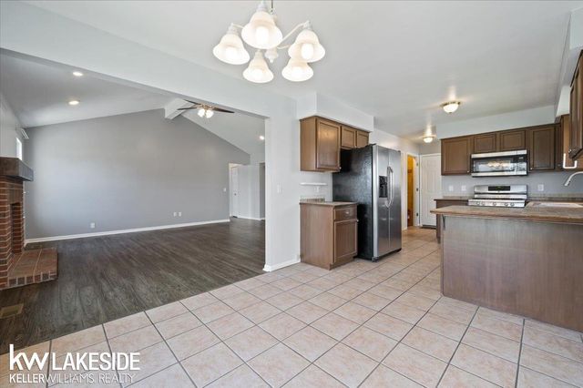 53558 Spurry Lane, Chesterfield Twp, MI 48051