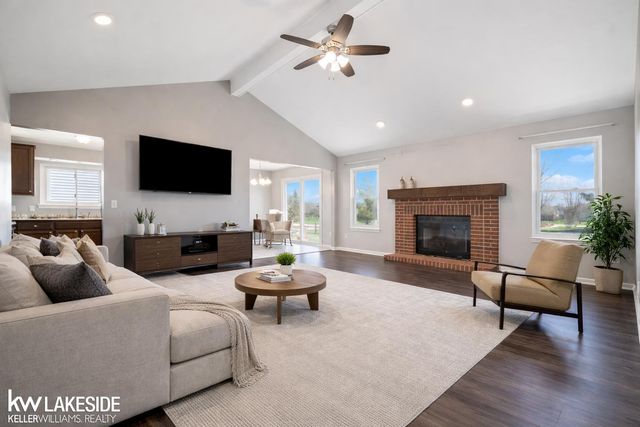 53558 Spurry Lane, Chesterfield Twp, MI 48051