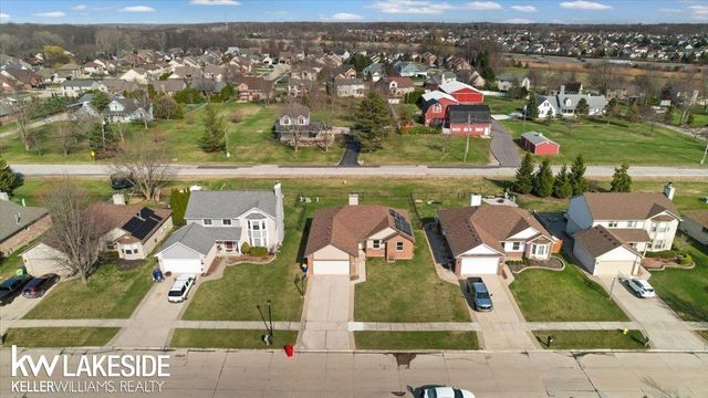 53558 Spurry Lane, Chesterfield Twp, MI 48051