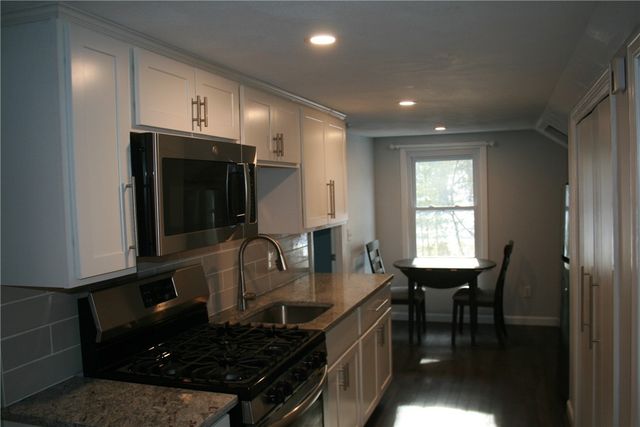 840 Sanderson Road 2, Johnston, RI 02919