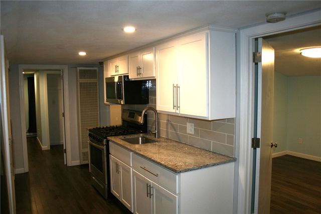 840 Sanderson Road 2, Johnston, RI 02919